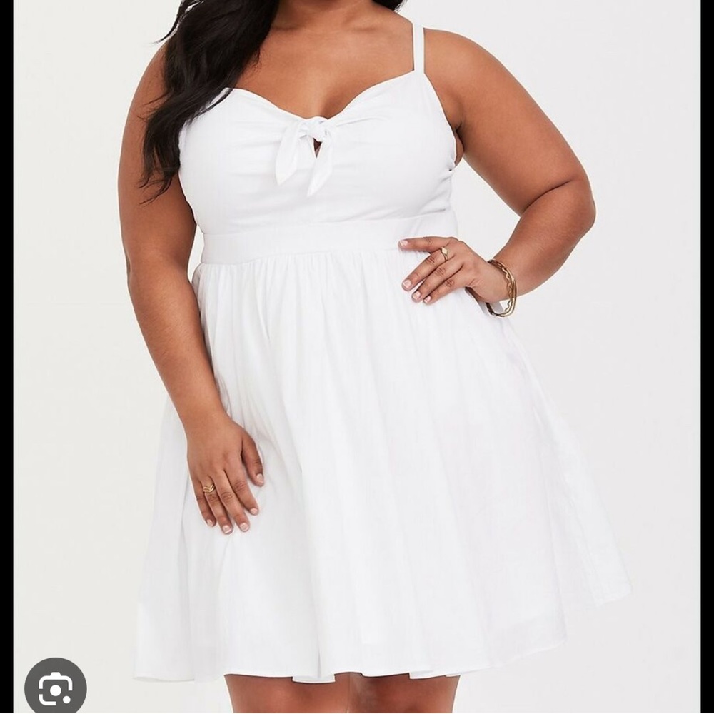Torrid white dress size 4